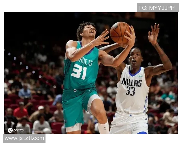 2016年NBA季后赛热火与黄蜂激战回顾精彩瞬间与关键时刻分析